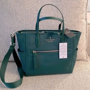 Kate spade- Chelsea ksnyl med satchel Very roomy, beautiful deep jade
